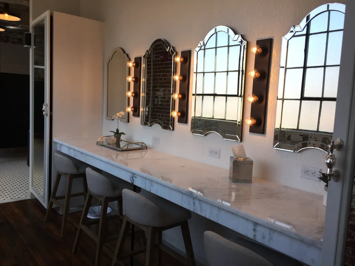 409 S. Main (Historic Arts District): photo 2