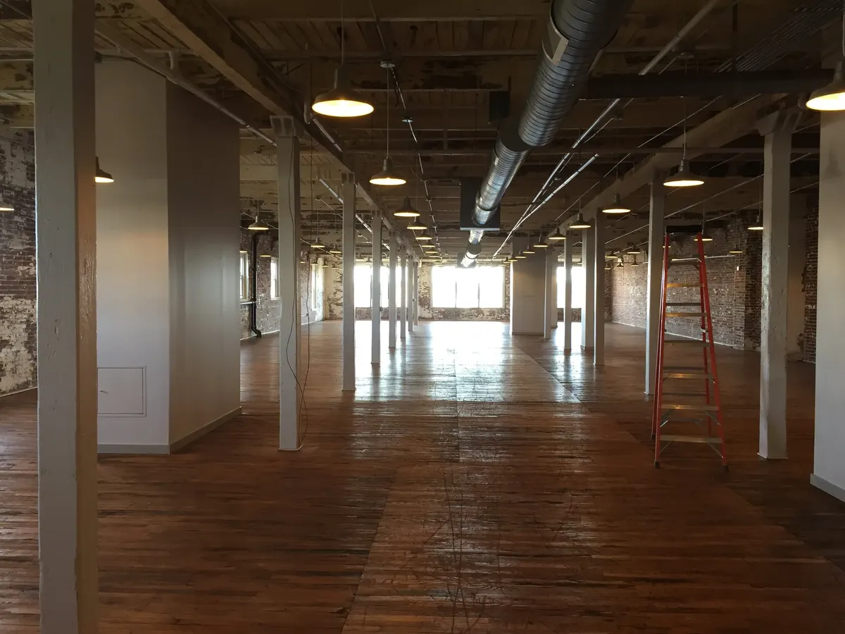 409 S. Main (Historic Arts District): photo 5
