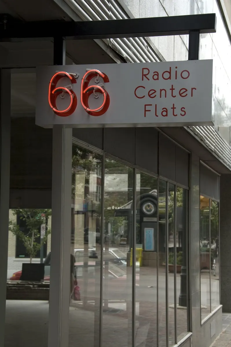 Radio Center Flats: photo 10