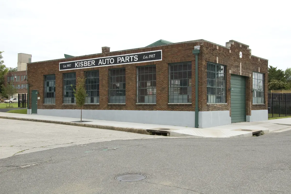 Kisber Auto (Historic South Main): photo 1
