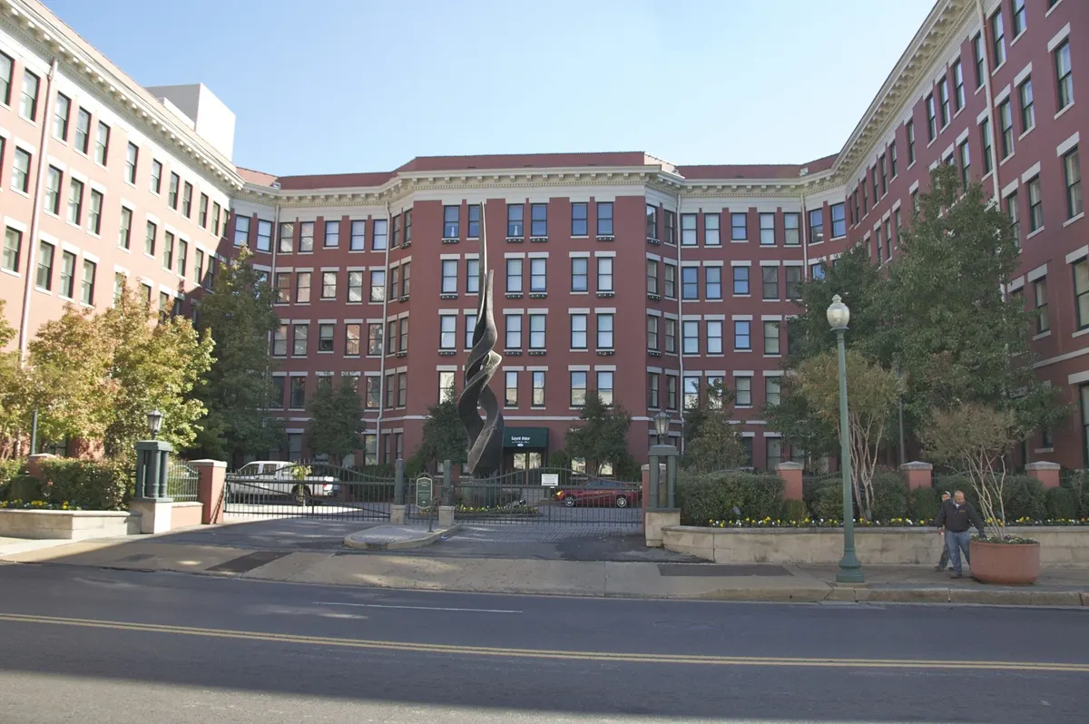 Peabody Place: photo 2