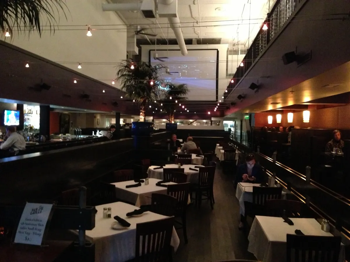 Majestic Grille: photo 7