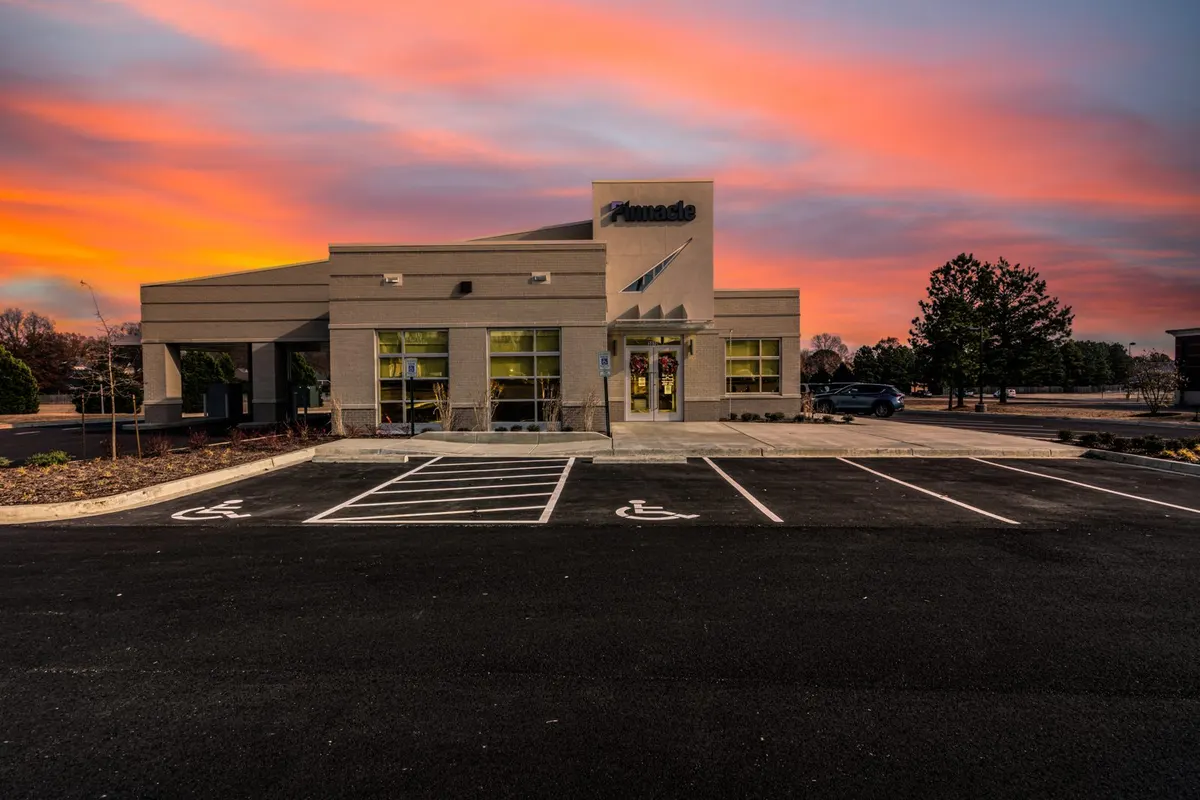 Pinnacle Bank, Bartlett: photo 13